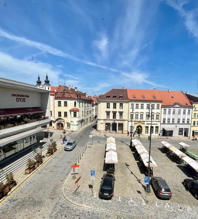 Palac Daun - Studio Apartments Znojmo Exterior photo